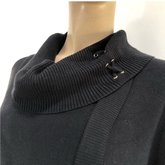 jm collection cut in front sweater black size:M - Picture 10 of 16